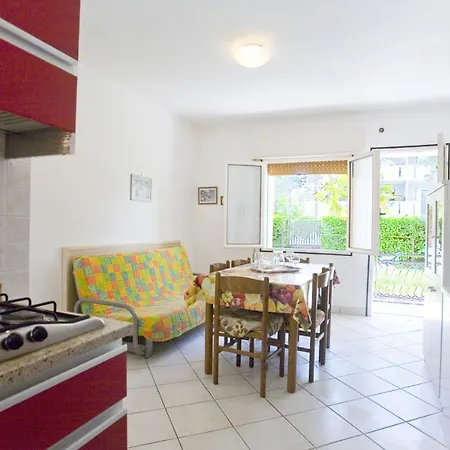 Holiday home Angela Bibione